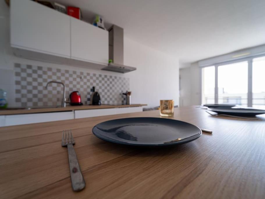 Appartement Tout Equipe Climatise Terrasse Hopital De La Timone 马赛 外观 照片
